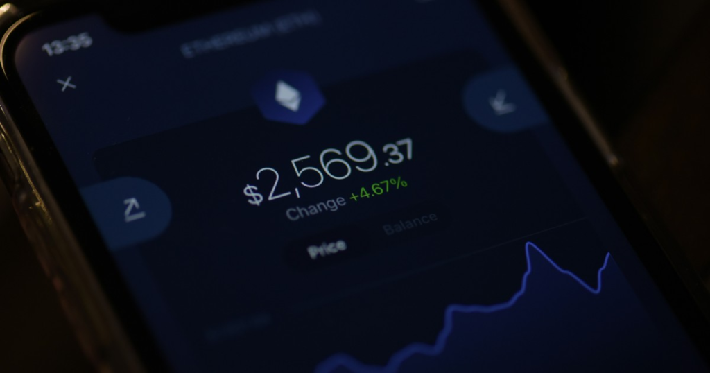 Cryptocurrency price and change displayed