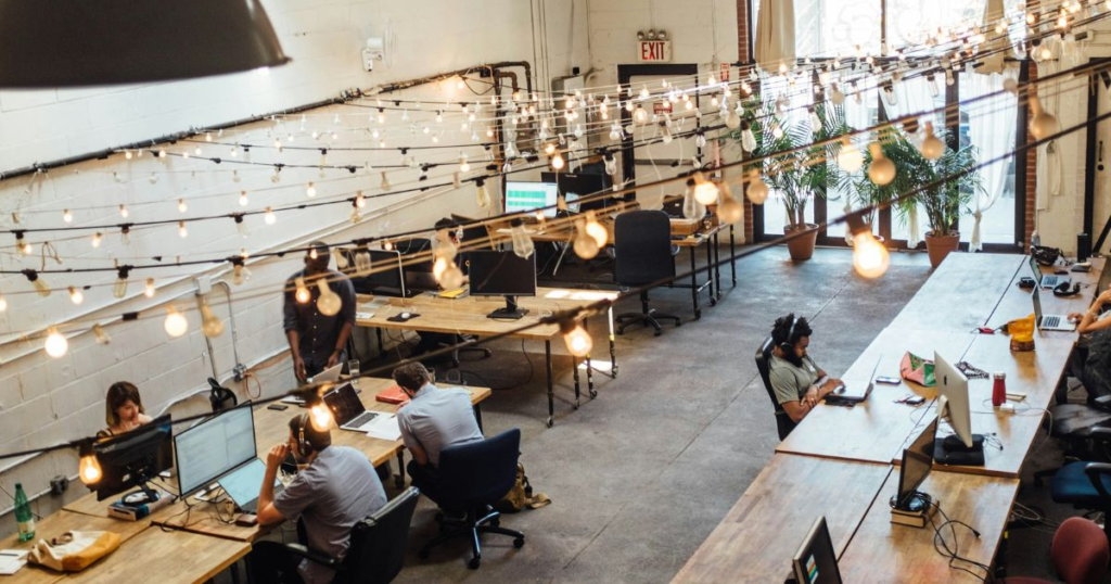 Who Qualifies for Tax Deductions for Employees in Canada